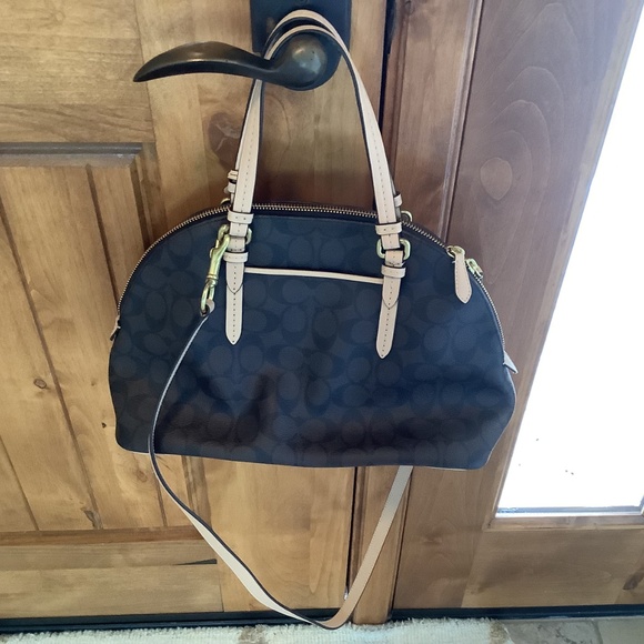 Coach Domed Handbag - Picture 2 of 5